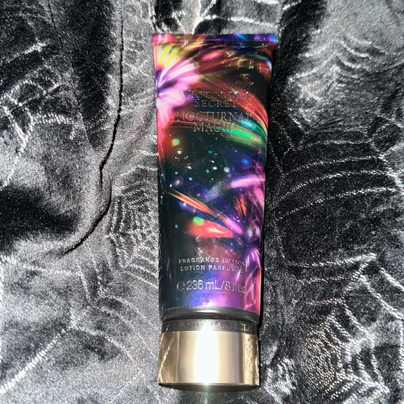 Victoria's Secret Other - ⭐️4/$20⭐️ Victoria’s Secret